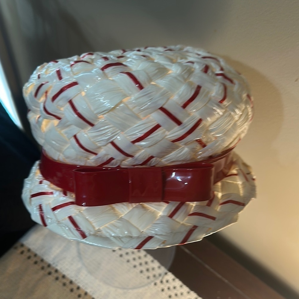 Vintage Red and White Woven Hat with Bow